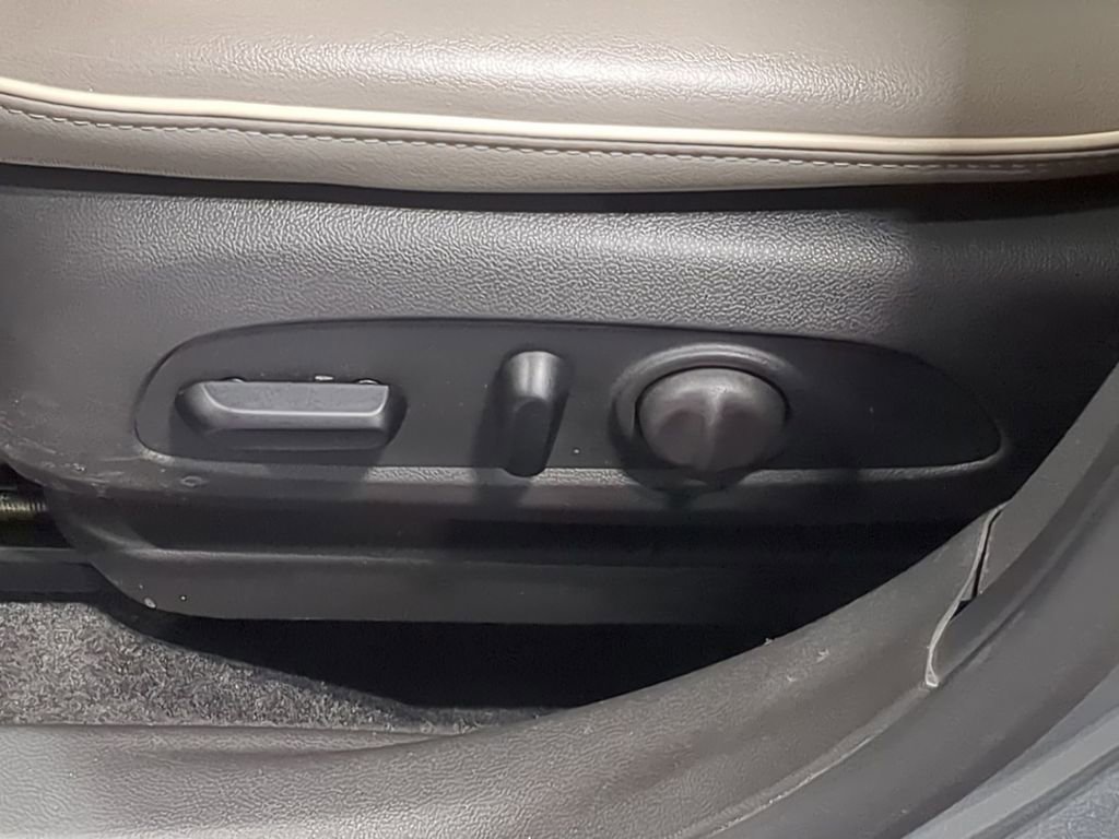 Used 2024 Buick Envista Avenir FWD image 21