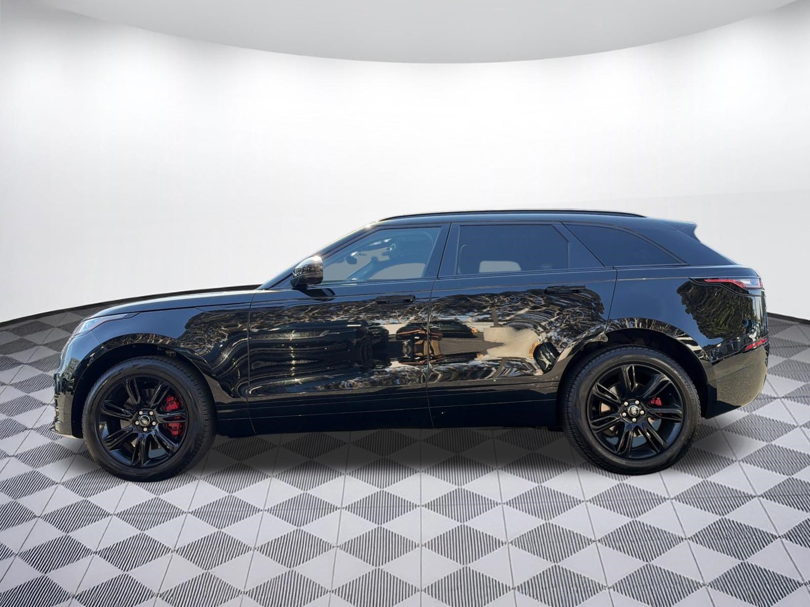 Used 2023 Land Rover Range Rover Velar R-Dynamic S AWD/4WD image 2