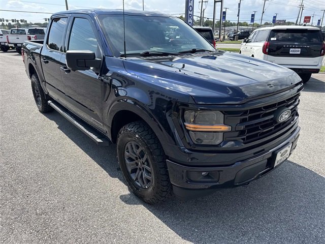 Used 2025 Ford F150 XLT w/ Equipment Group 302A MID image 3