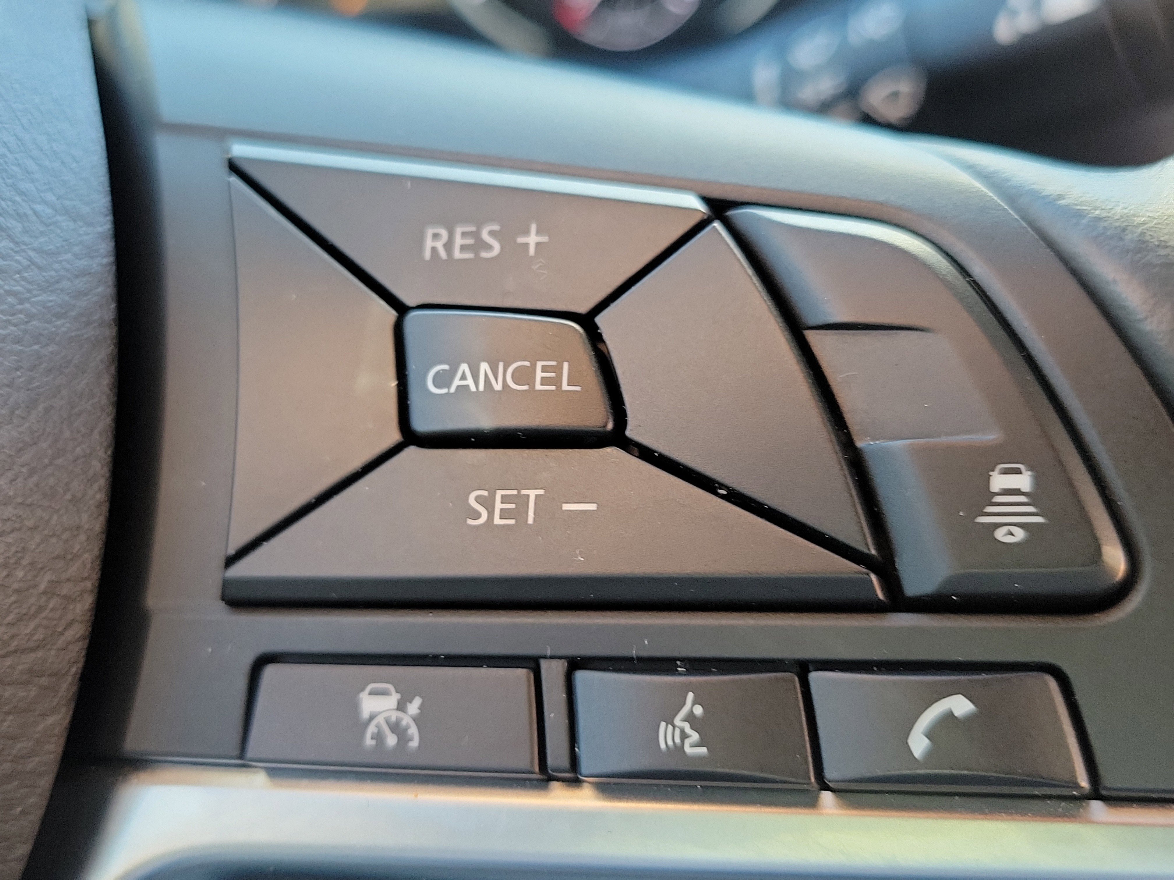 Used 2024 Nissan Sentra SR w/ SR Premium Package FWD image 18