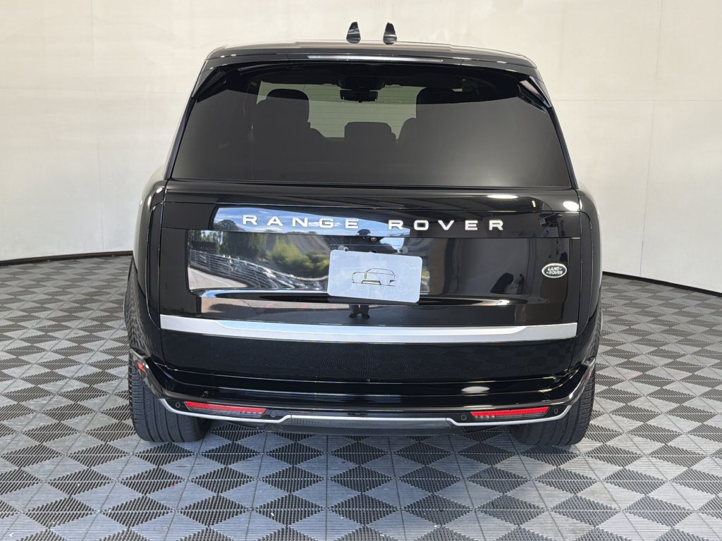 Used 2023 Land Rover Range Rover First Edition AWD/4WD image 10