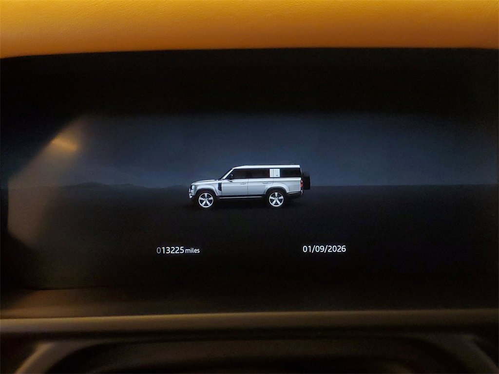 Used 2024 Land Rover Defender 130 X image 13