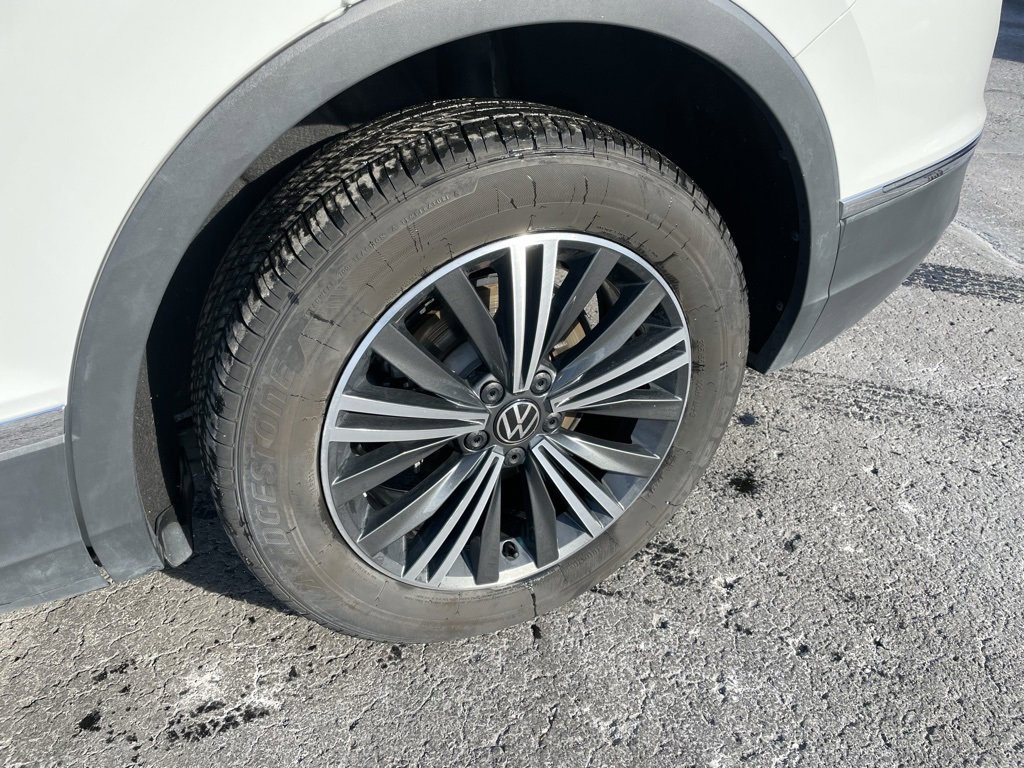 Used 2024 Volkswagen Tiguan Wolfsburg Edition image 3