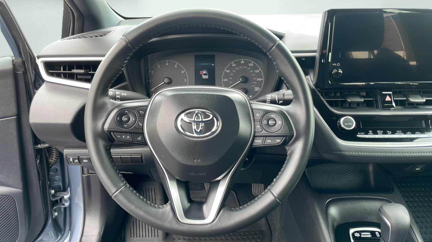 Certified 2025 Toyota Corolla SE w/ Convenience Package FWD image 27