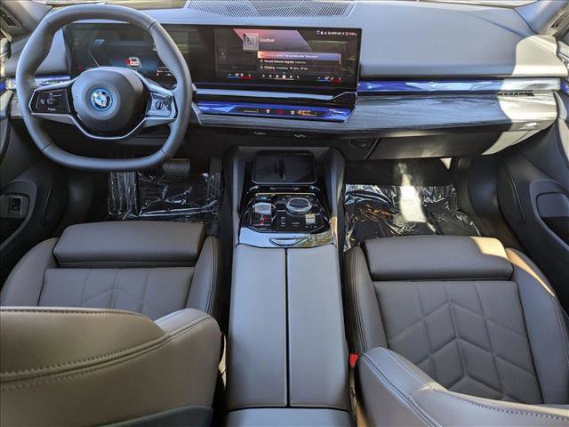 New 2026 BMW i5 eDrive40 image 15