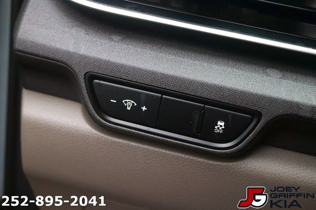 Used 2025 Kia Carnival SX FWD image 30