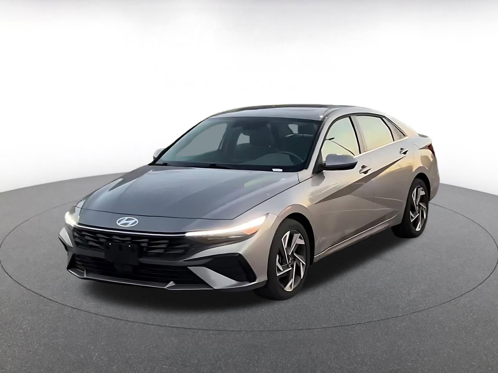 Used 2025 Hyundai Elantra SEL image 7