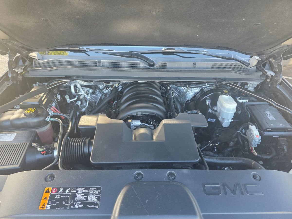 Used 2018 GMC Yukon XL Denali image 20