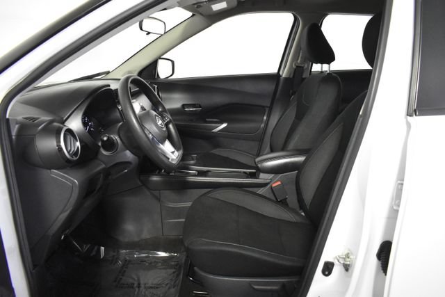 Used 2024 Nissan Kicks SV FWD image 11
