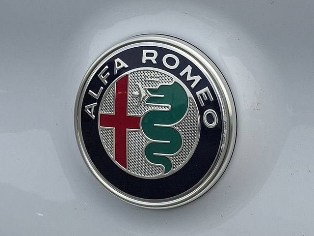Used 2024 Alfa Romeo Giulia Ti w/ Active Assist Plus Package RWD image 30