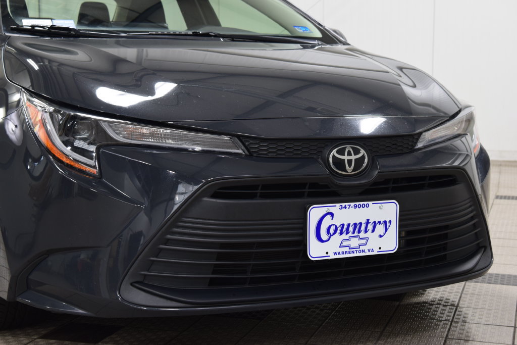 Used 2023 Toyota Corolla LE FWD image 13