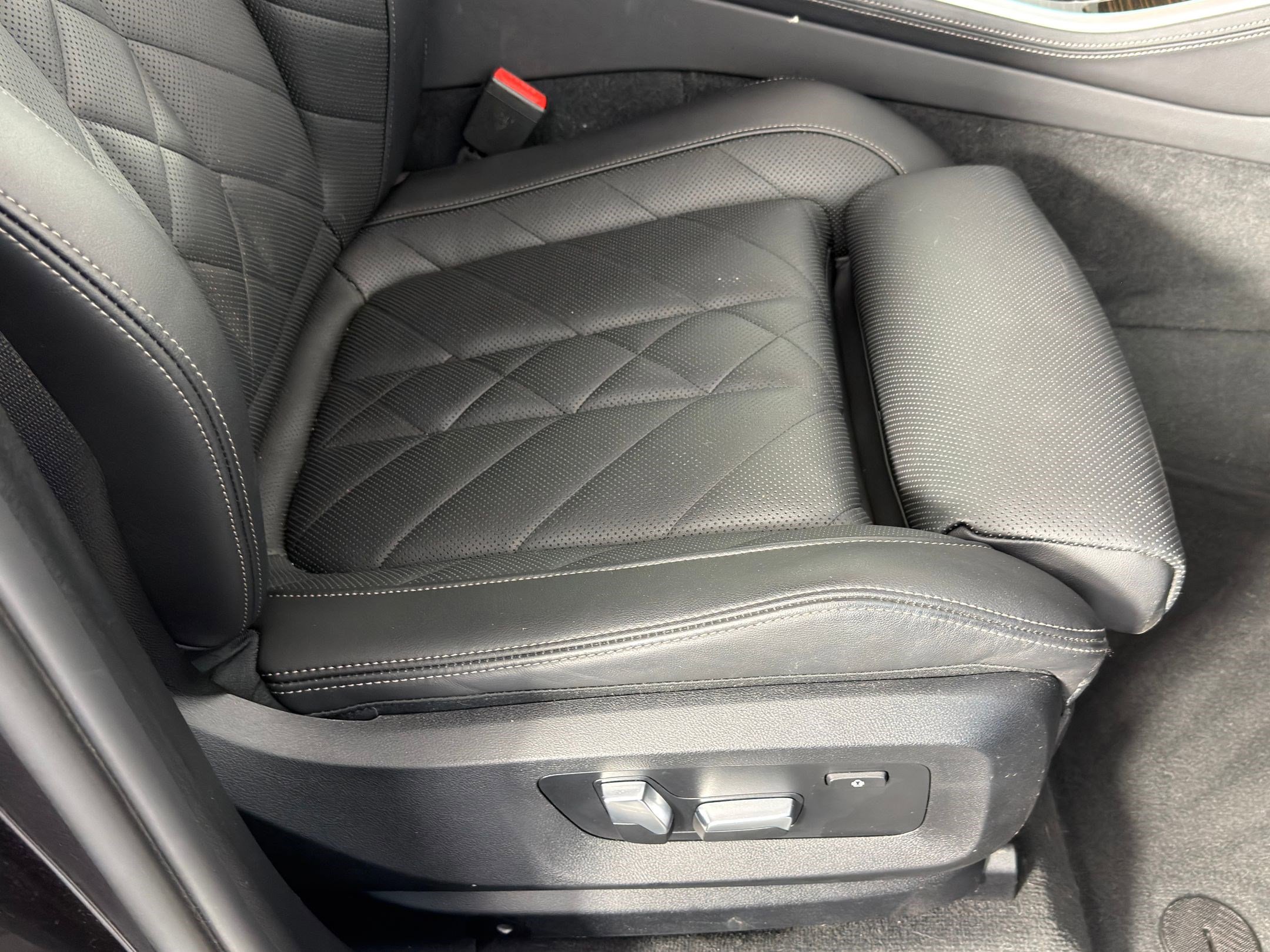 Certified 2023 BMW X5 xDrive40i w/ Premium Package image 32