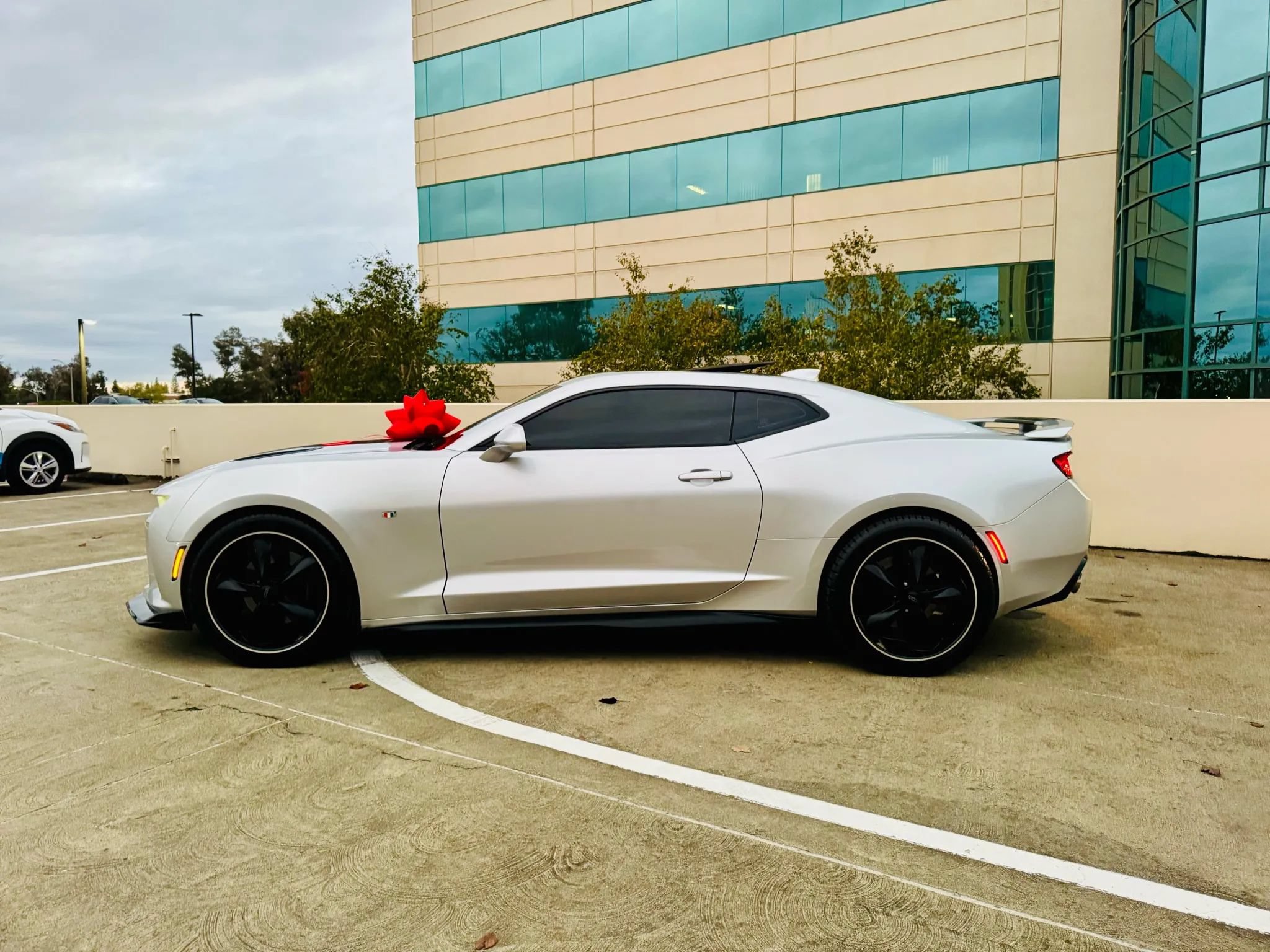 Used 2016 Chevrolet Camaro SS RWD image 24
