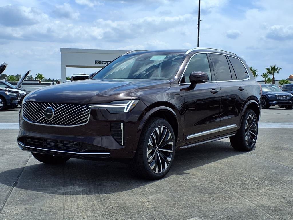 New 2025 Volvo XC90 T8 Core w/ Protection Package Premier image 3