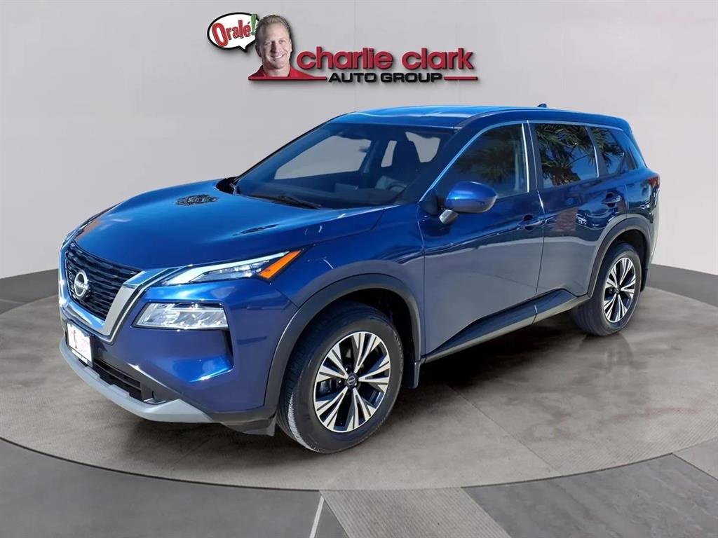 Used 2023 Nissan Rogue SV image 1
