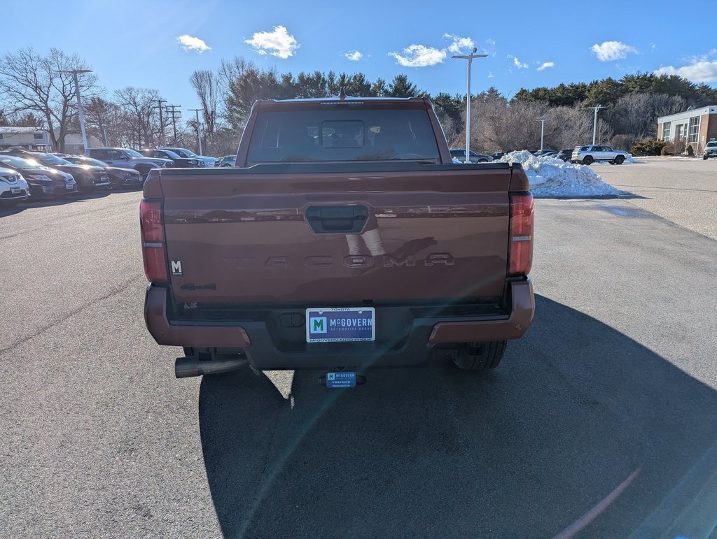 Used 2025 Toyota Tacoma TRD Sport image 4