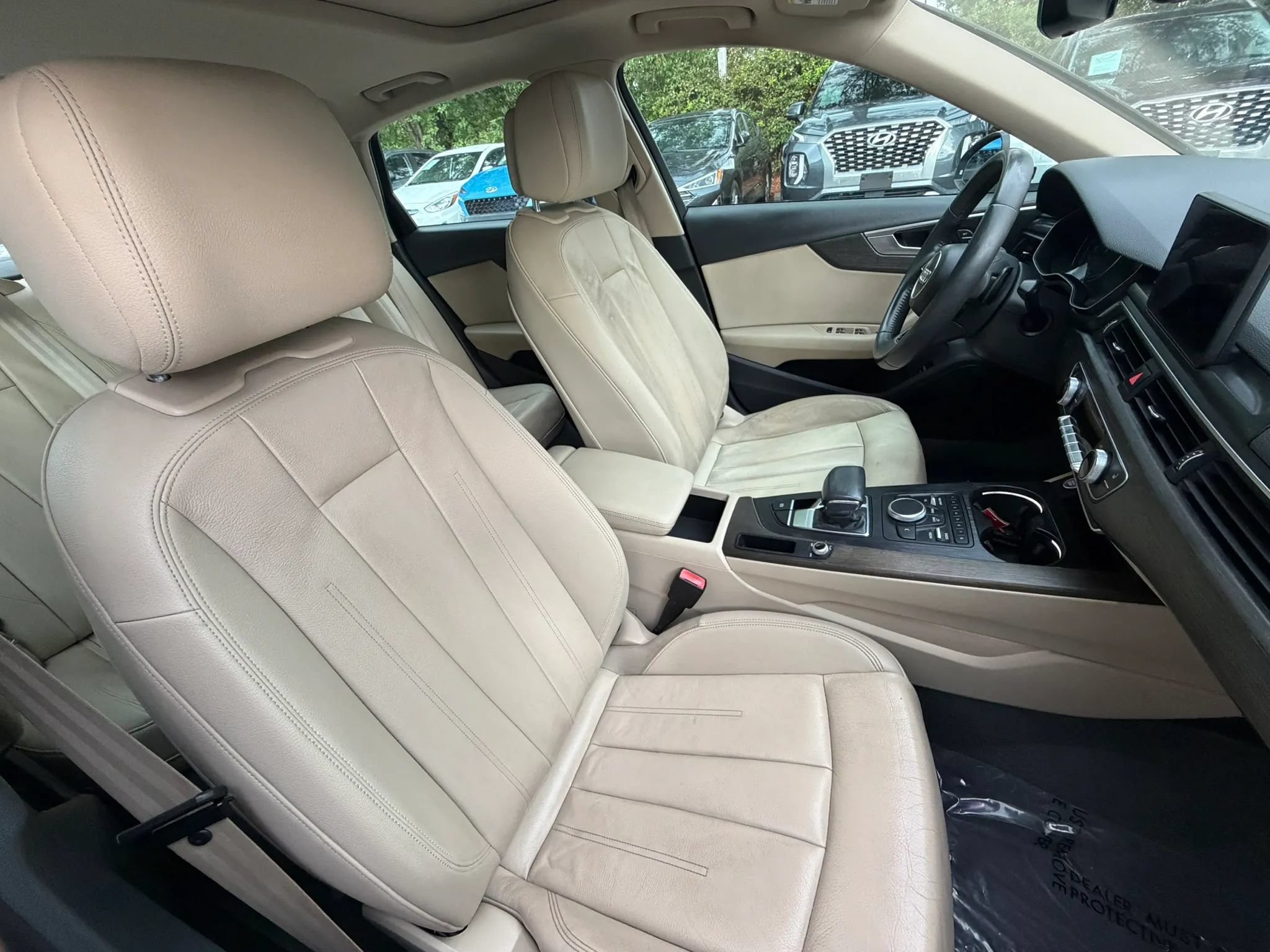 Used 2019 Audi A4 2.0T Premium w/ Convenience Package FWD image 9