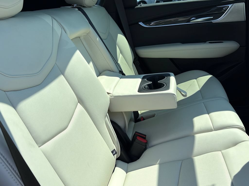 New 2026 Cadillac XT5 Sportv AWD/4WD image 32