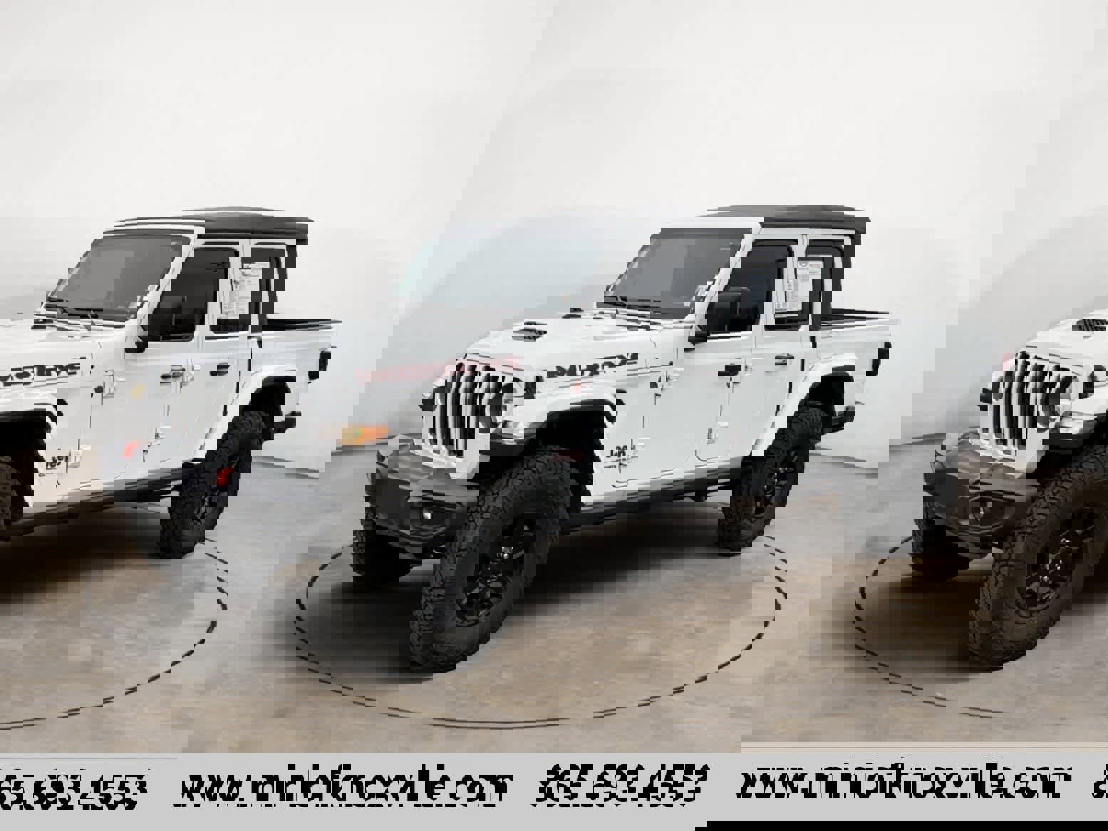 Used 2023 Jeep Gladiator Mojave w/ Cold Weather Group image 7