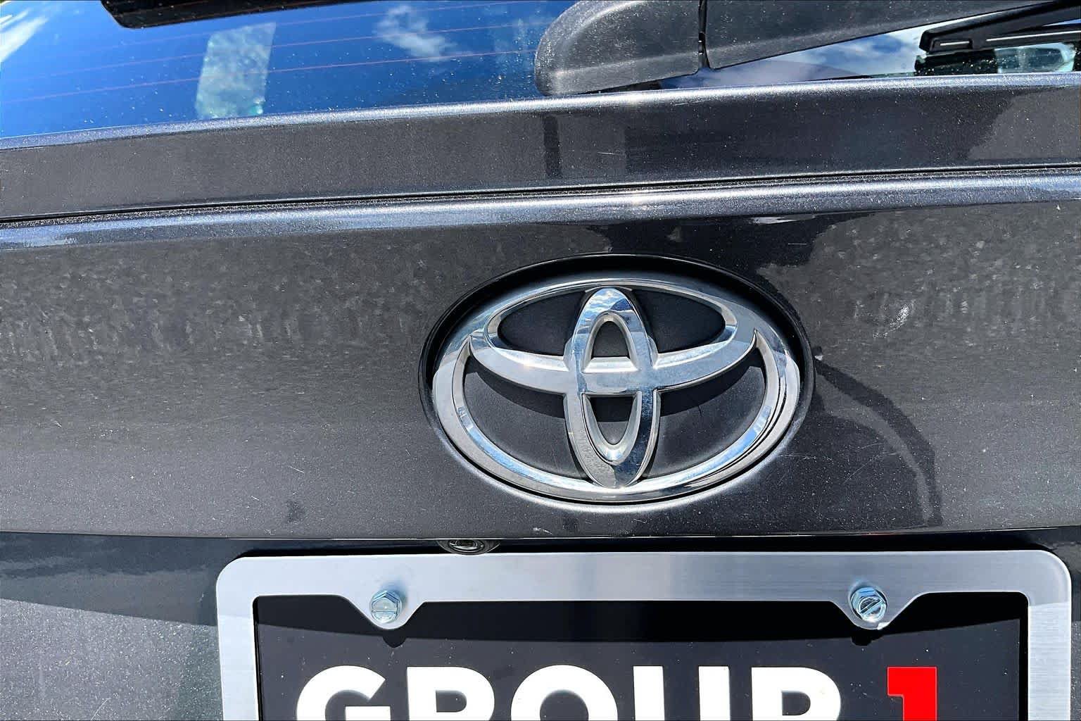 Used 2018 Toyota C-HR XLE FWD image 10