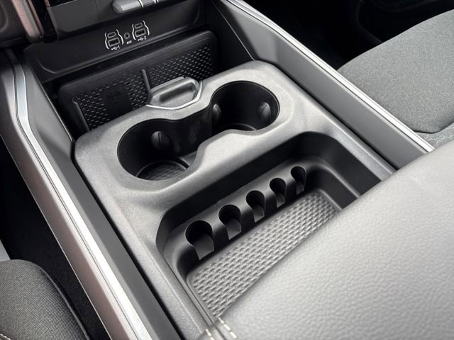 New 2026 RAM 1500 4x4 Crew Cab image 18