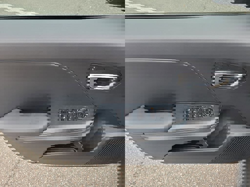 New 2026 Kia K4 EX image 18