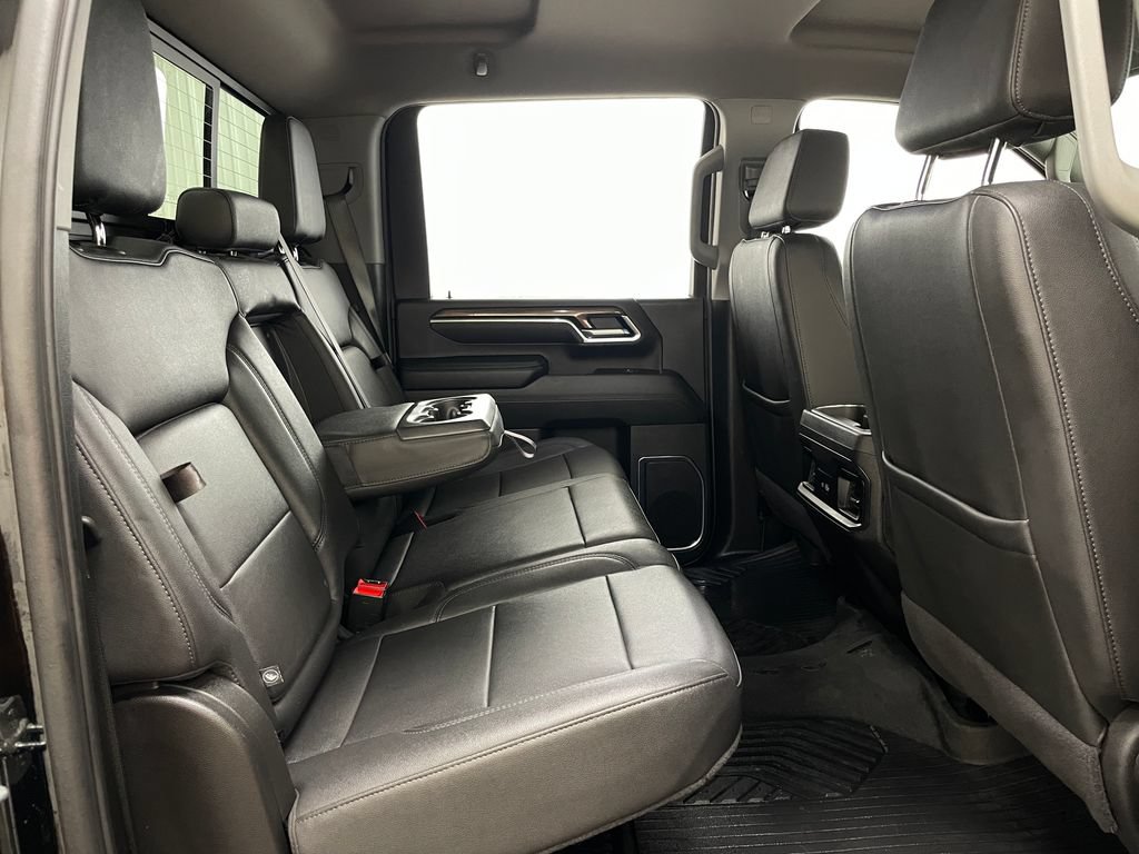 Certified 2025 Chevrolet Silverado 2500 LT w/ Safety Package AWD/4WD image 44