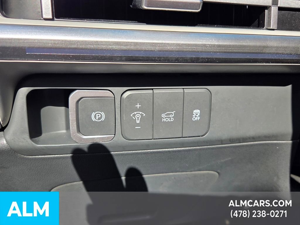 Used 2024 Hyundai Santa Fe Limited image 29