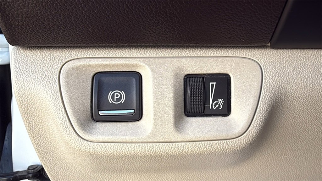 Used 2017 GMC Acadia Denali w/ Technology Package image 21