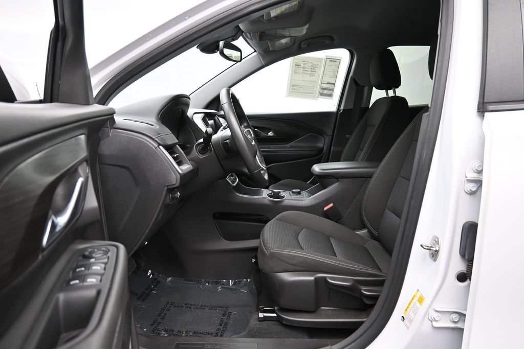 Used 2024 GMC Terrain SLE AWD/4WD image 21