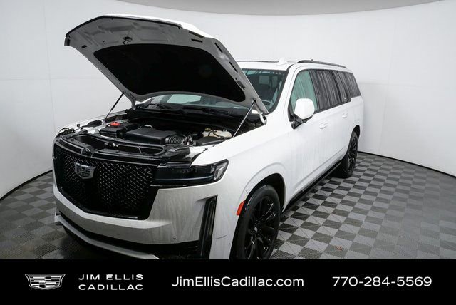 Used 2023 Cadillac Escalade ESV Sport Platinum w/ LPO, ONYX Package image 32