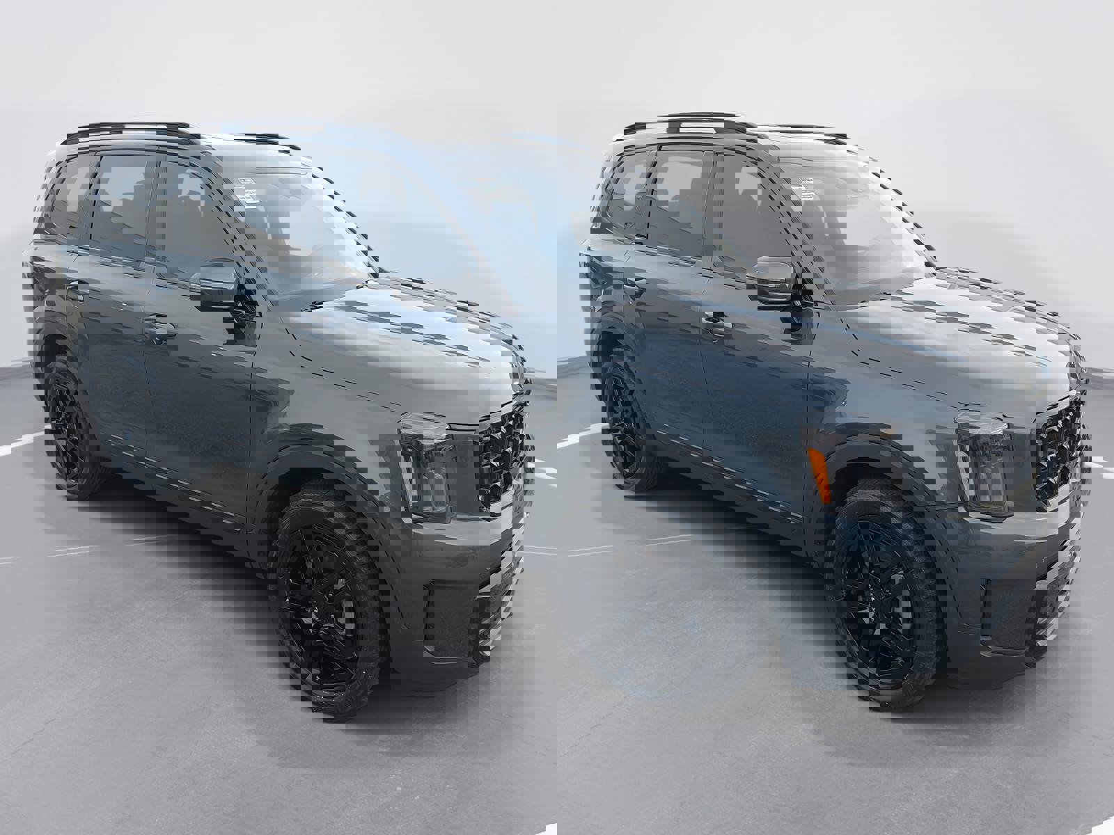 Used 2024 Kia Telluride SX Prestige X-Line image 3