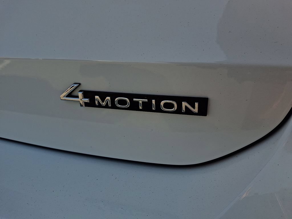 Used 2022 Volkswagen Taos SEL AWD/4WD image 34