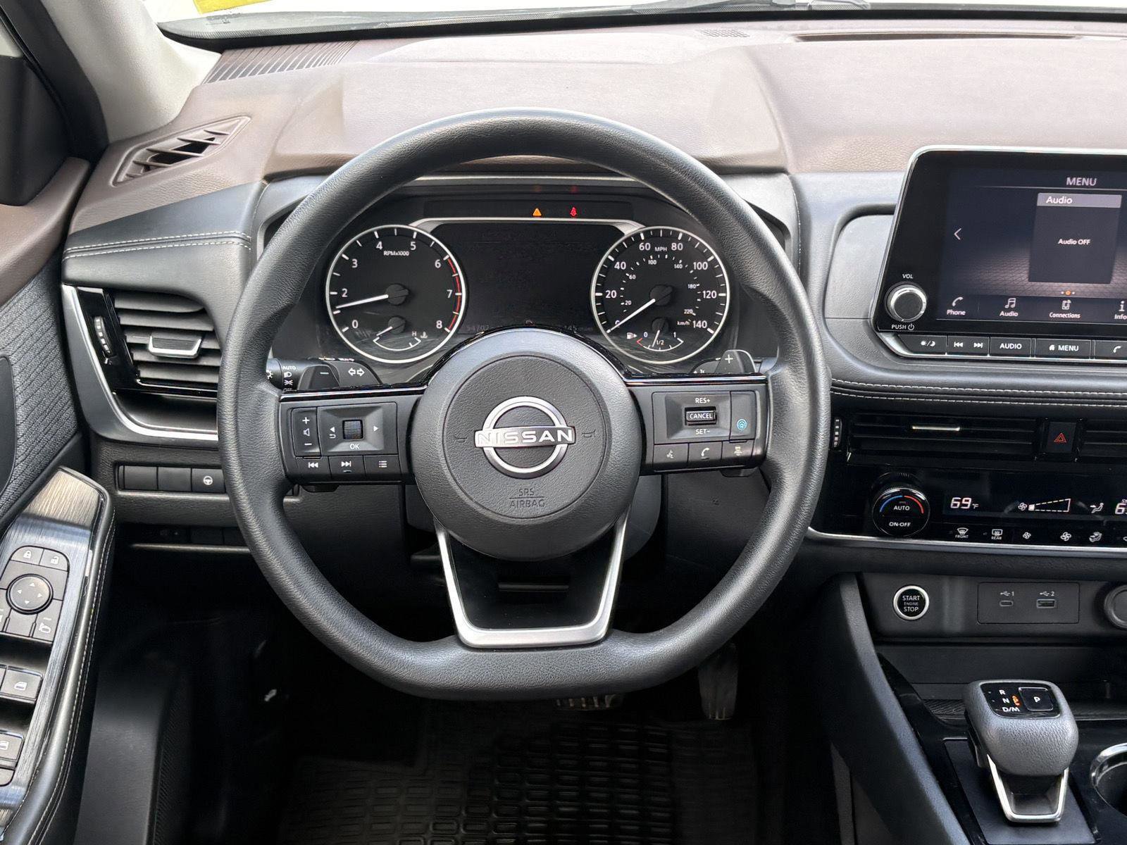 Used 2022 Nissan Rogue SV AWD/4WD image 10