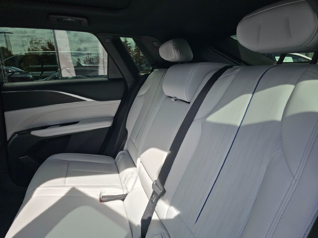 Certified 2024 Cadillac Lyriq Luxury w/ LPO, Floor Liner Package AWD/4WD image 21