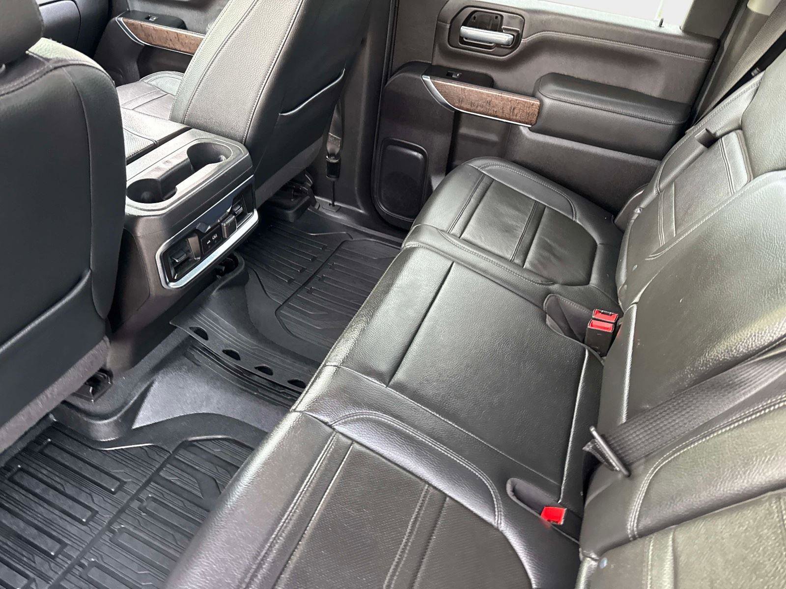 Used 2022 GMC Sierra 2500 Denali image 12