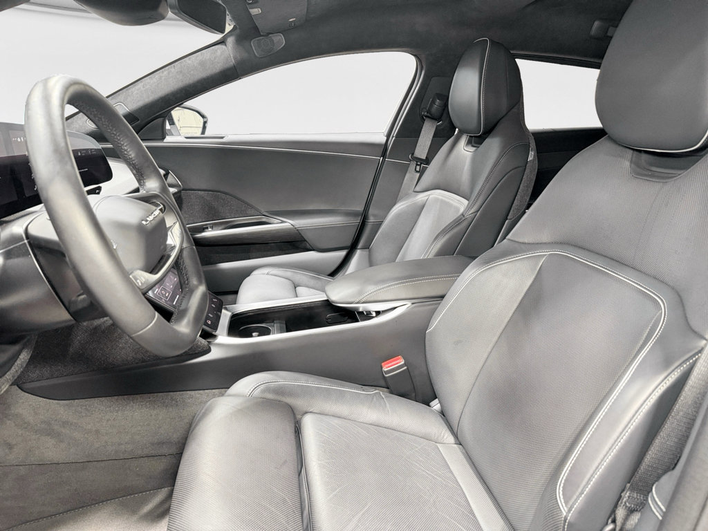 Used 2024 Lucid Air Touring AWD/4WD image 17