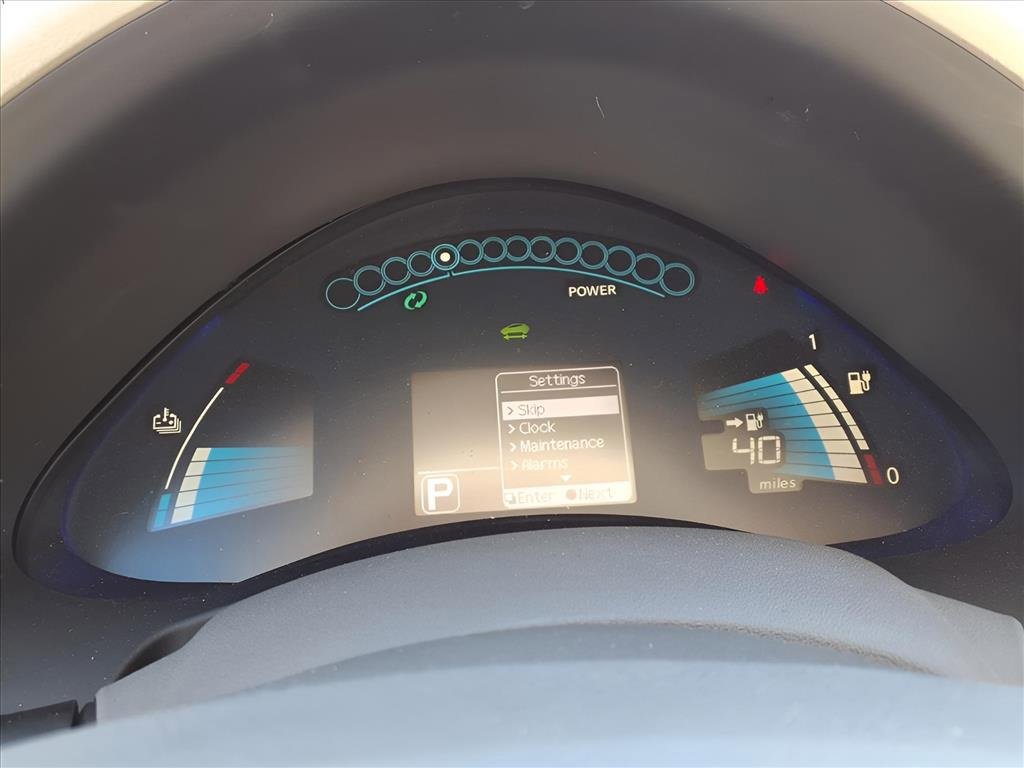 Used 2014 Nissan Leaf SV w/ LED & Quick Charge Package image 18