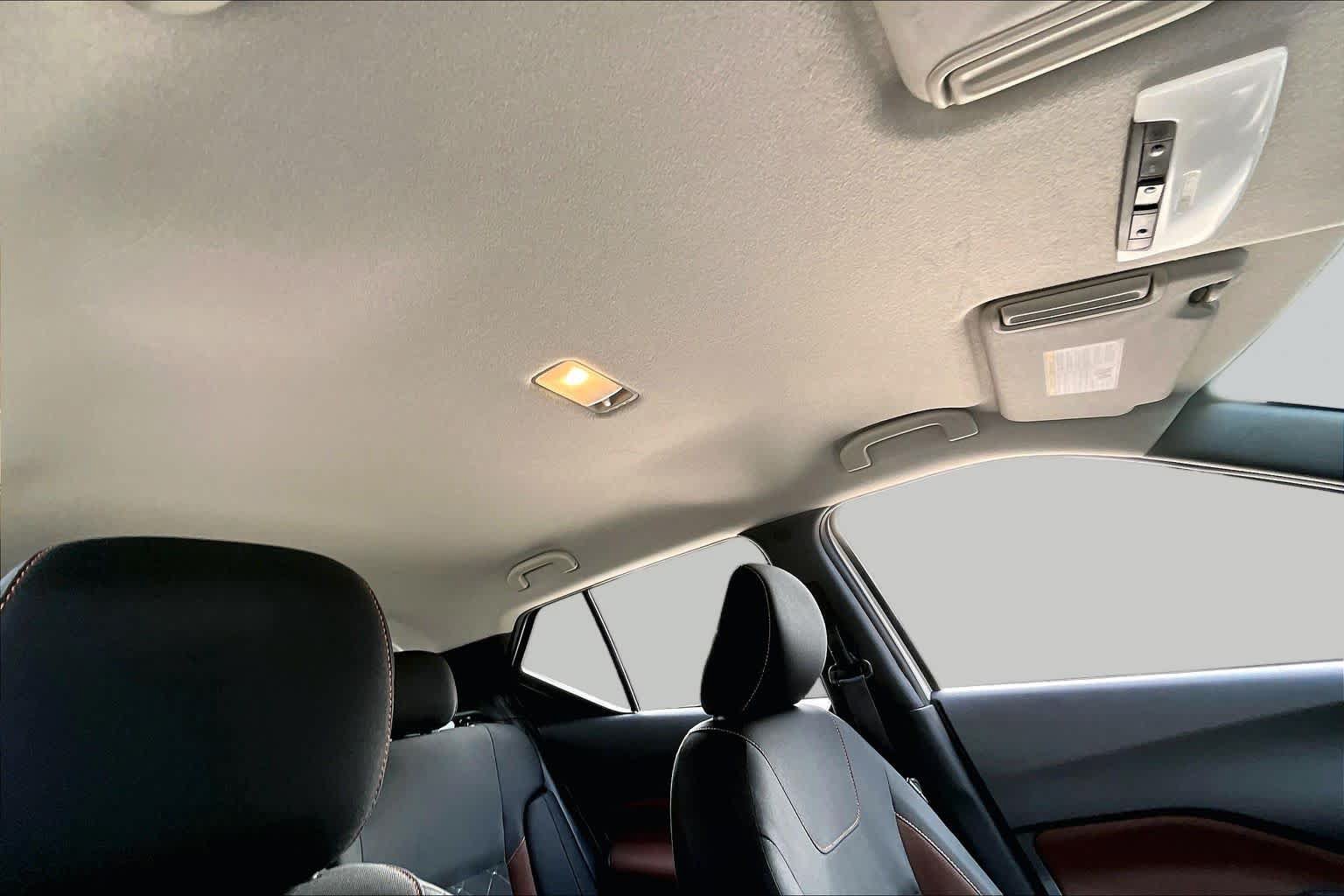 Certified 2020 Nissan Kicks SR FWD image 13