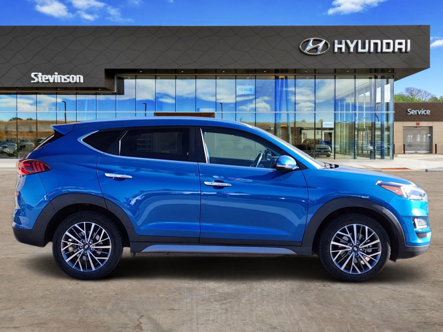 Certified 2021 Hyundai Tucson Limited w/ Cargo Package image 4