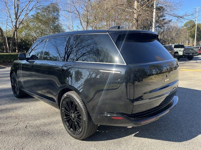 Used 2025 Land Rover Range Rover Long Wheelbase SE image 7