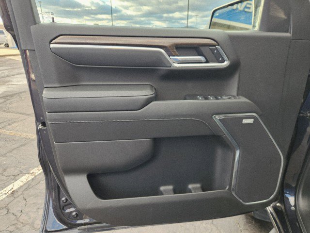 Used 2023 Chevrolet Silverado 1500 LT Trail Boss w/ LT Trail Boss Premium Package image 36