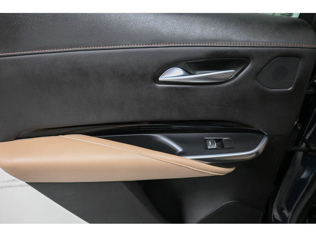 Certified 2024 Cadillac XT4 Luxury w/ Cold Weather Package image 25