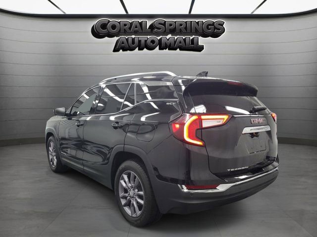 Used 2023 GMC Terrain SLT FWD image 4
