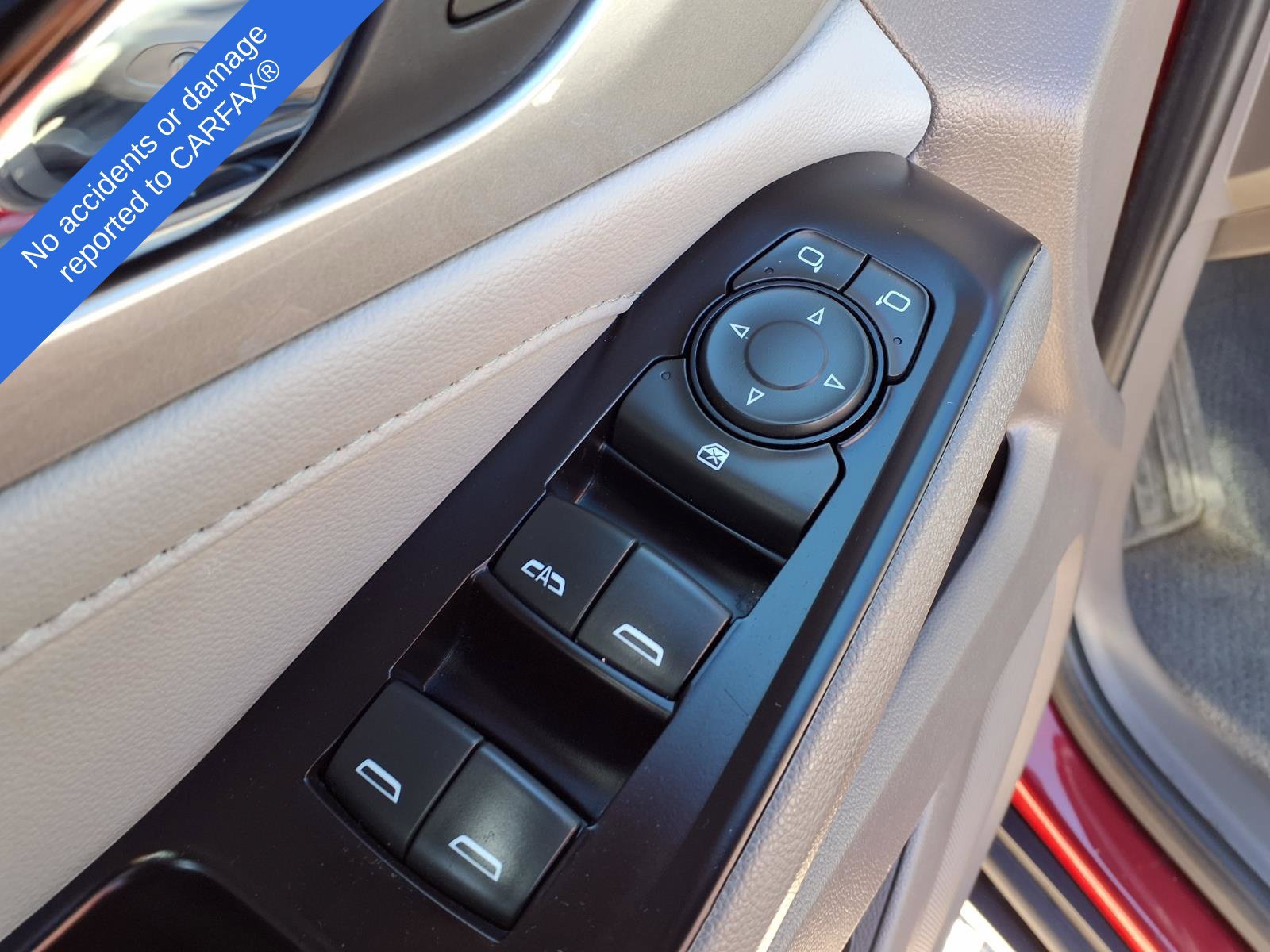 Used 2019 Chevrolet Traverse LT AWD/4WD image 16