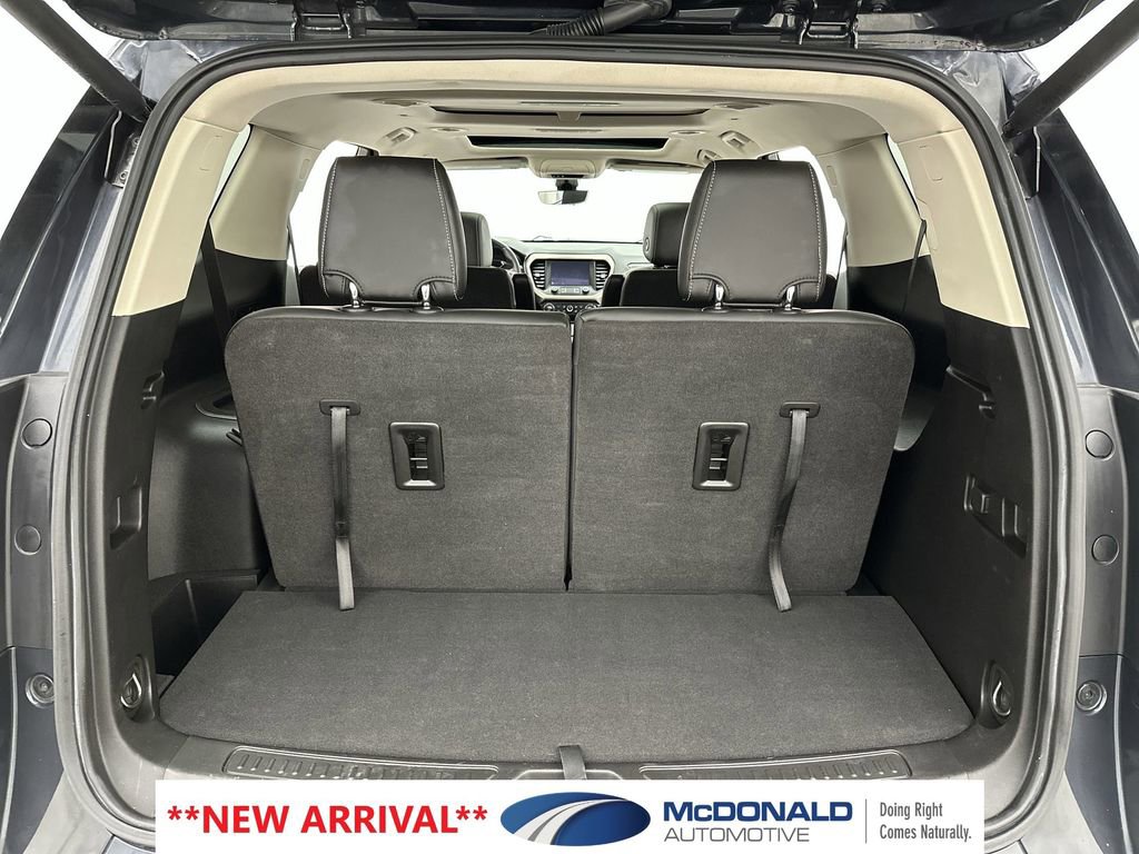 Used 2021 GMC Acadia Denali w/ Denali Ultimate Package AWD/4WD image 25