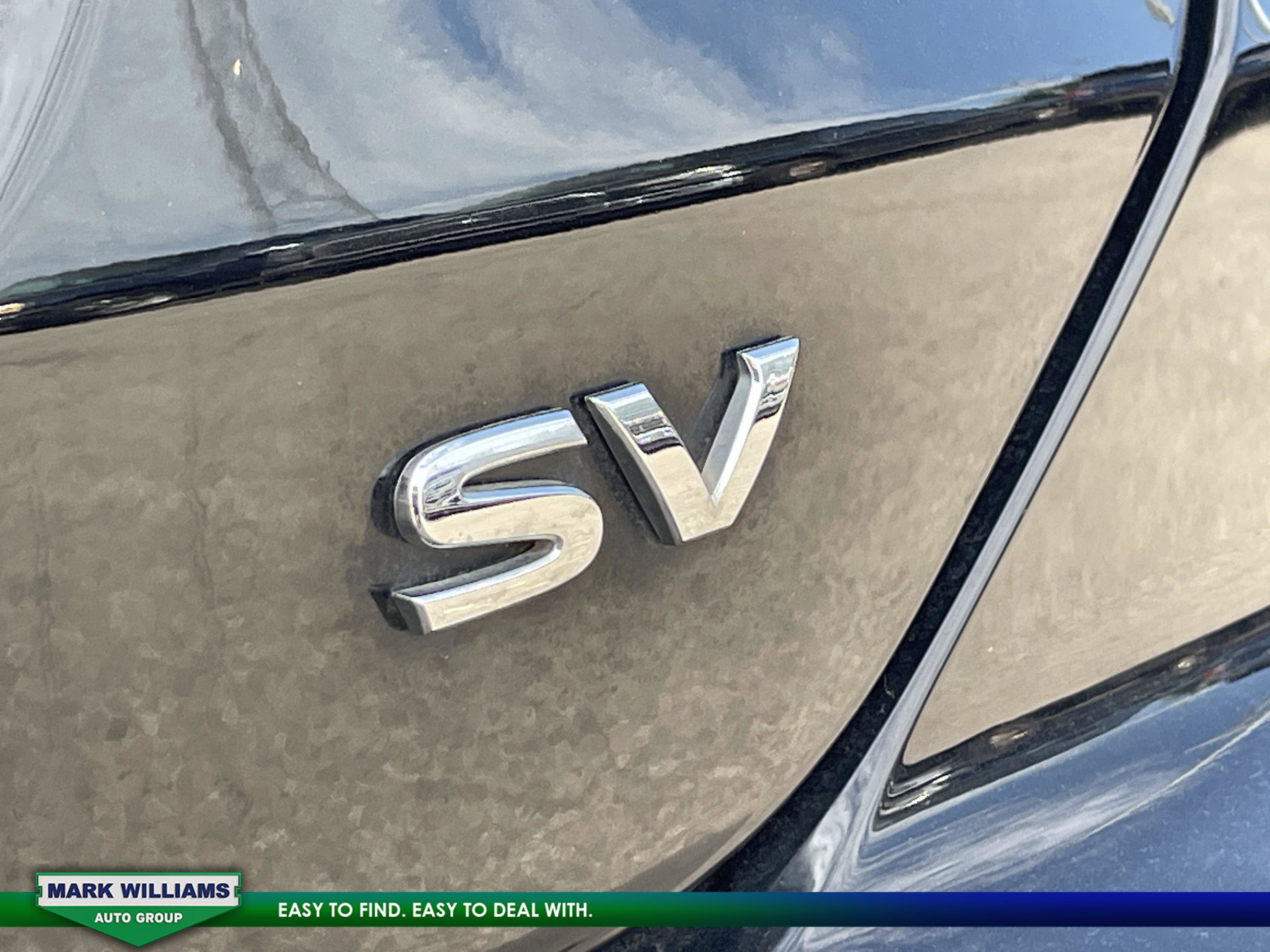 Used 2023 Nissan Kicks SV image 9