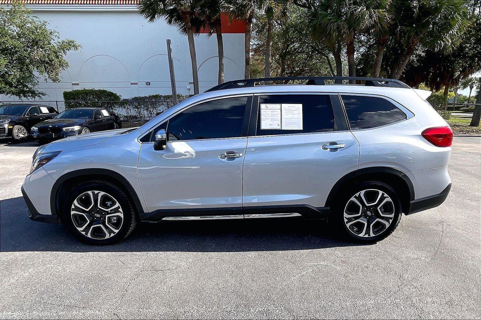 Used 2023 Subaru Ascent Touring AWD/4WD image 30