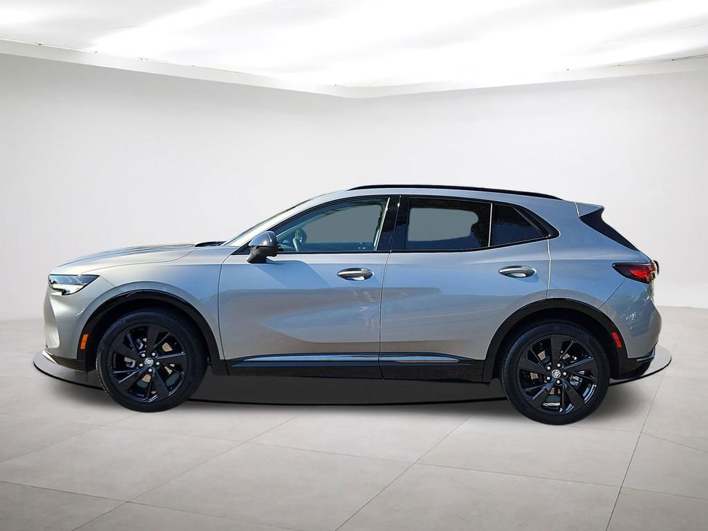 Used 2023 Buick Envision Essence w/ Sport Touring Package AWD/4WD image 4
