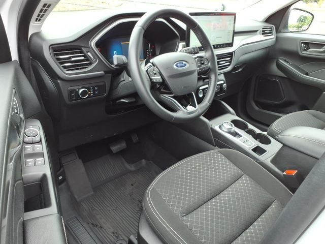 Used 2023 Ford Escape Active w/ Tech Pack #1 AWD/4WD image 19